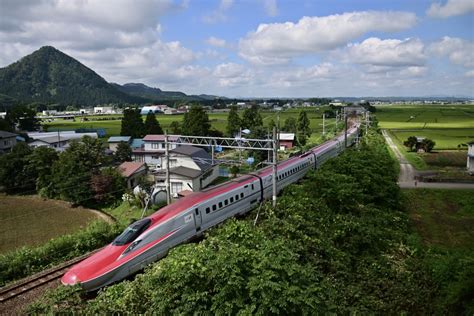 大宮から福井 新幹線：未来の旅と過去の記憶